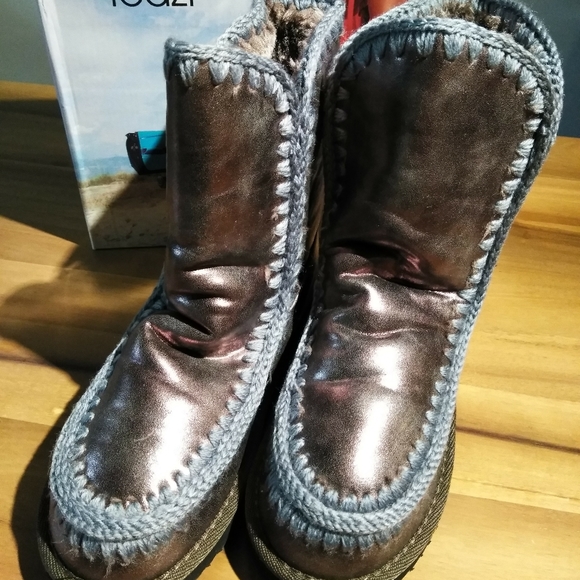 Cozy fall/winter boots - Picture 6 of 7